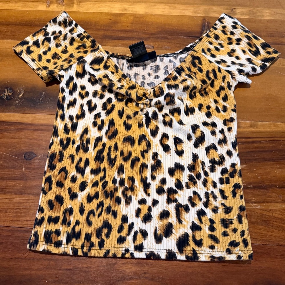 Just Polly New York Leopard Print Off The Shoulder Ribbed Top Small Animal Print